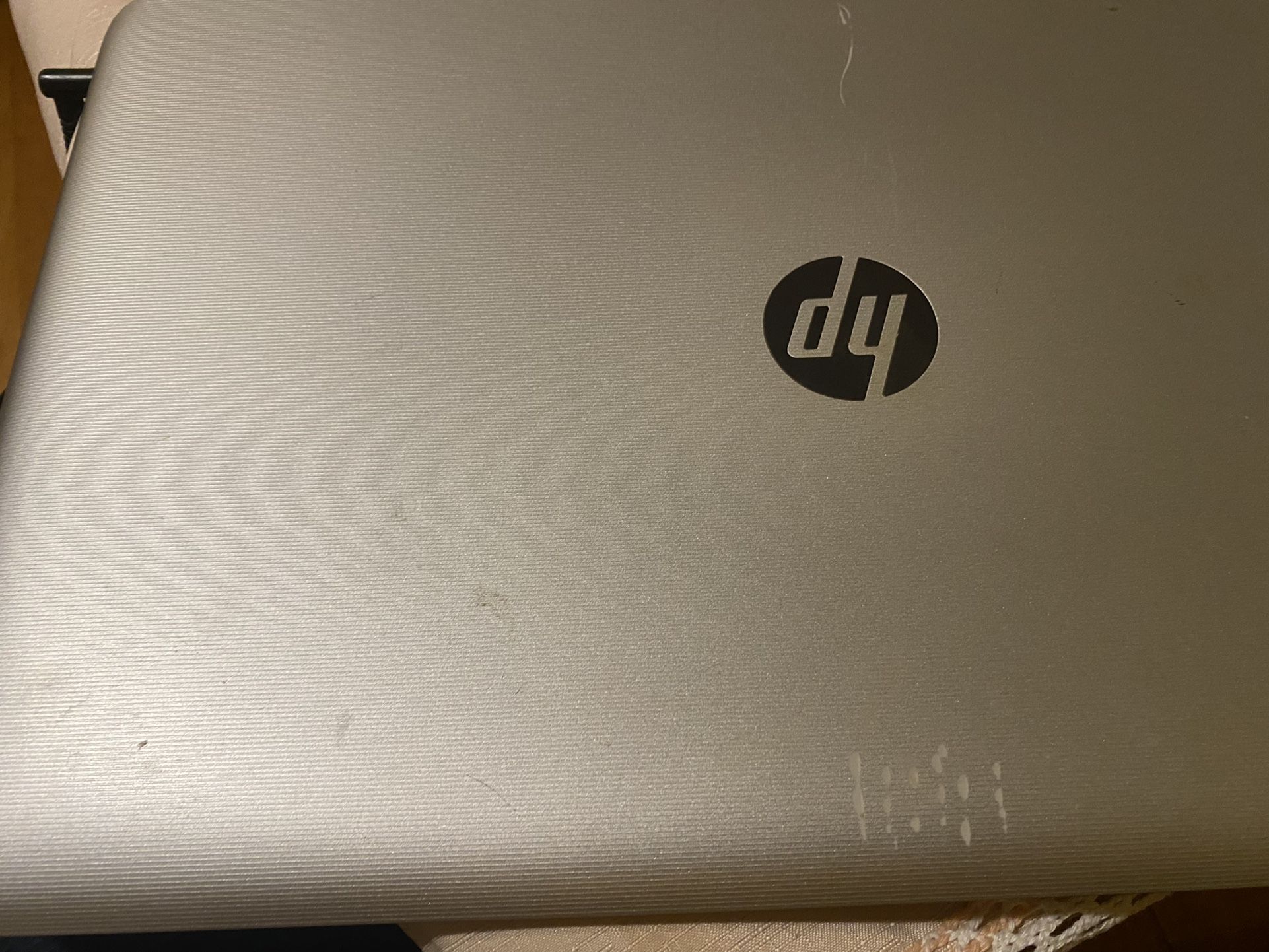 HP Pavilion 17.3” 