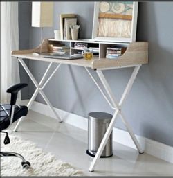 Desk!