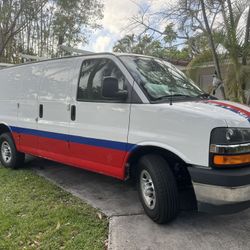 2017 Chevrolet Express 2500