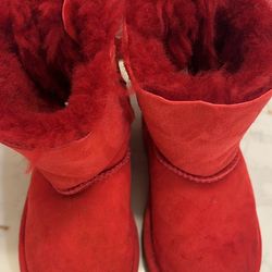 UGG LITTLE LADY BOOTS