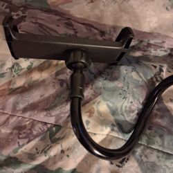 Adjusting Tablet Clip On