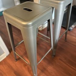2 Backless Counter Height Stools