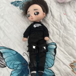 Na Na Na surprise boy doll