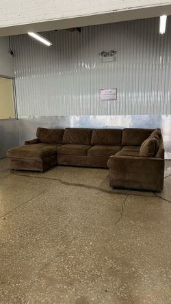 Large Brown Sectional Couch (Delivery Available)