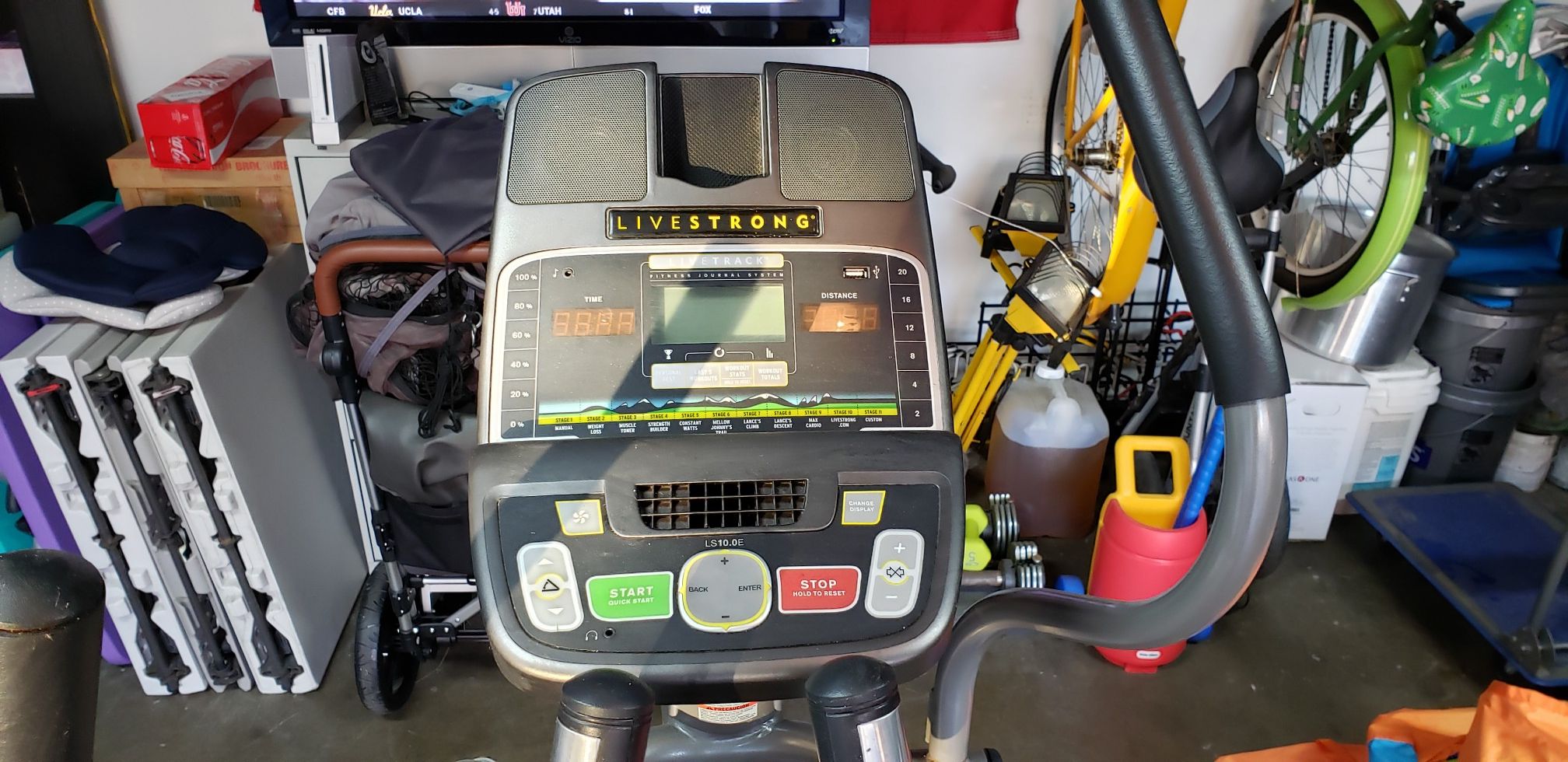 Livestrong elliptical