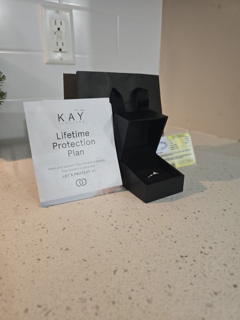 Kay Jewelers Lab Diamond Ring – Never Worn – Size 7 – $140 OBO