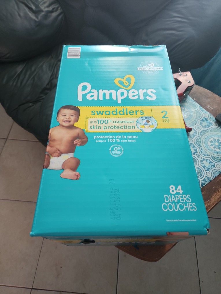 Pampers Swaddler Diapers Size 2 W Wipes