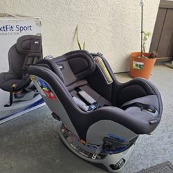 Chicco Nextfit Sport Carseat 
