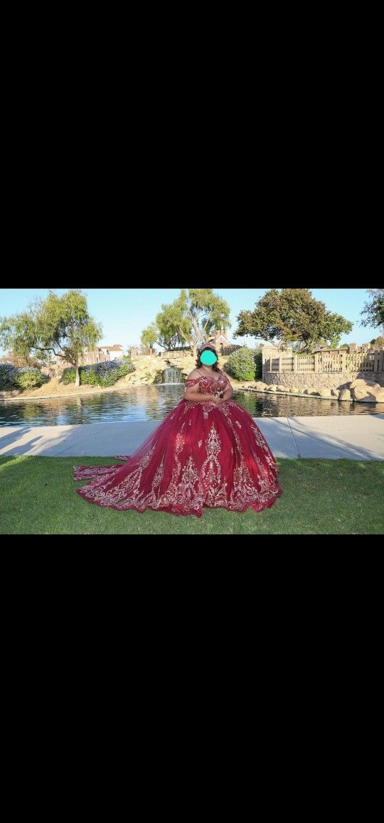 VESTIDO DE 15 AÑOS OH 16 OH PARA EVENTOS DE PRINCESAS ESTA NUEVO 