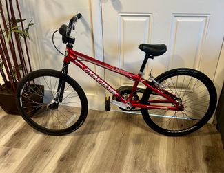 Mongoose bmx bike 20’’