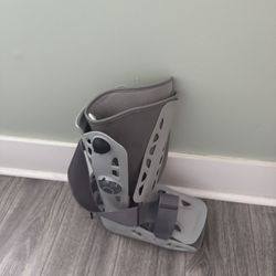 Walking Boot For Injury 