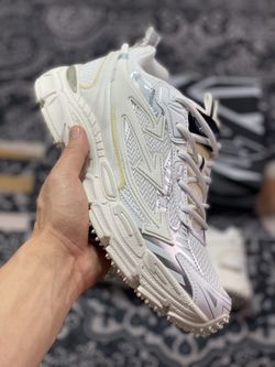 Off-White™ Be Right Back Sneaker BRB 6