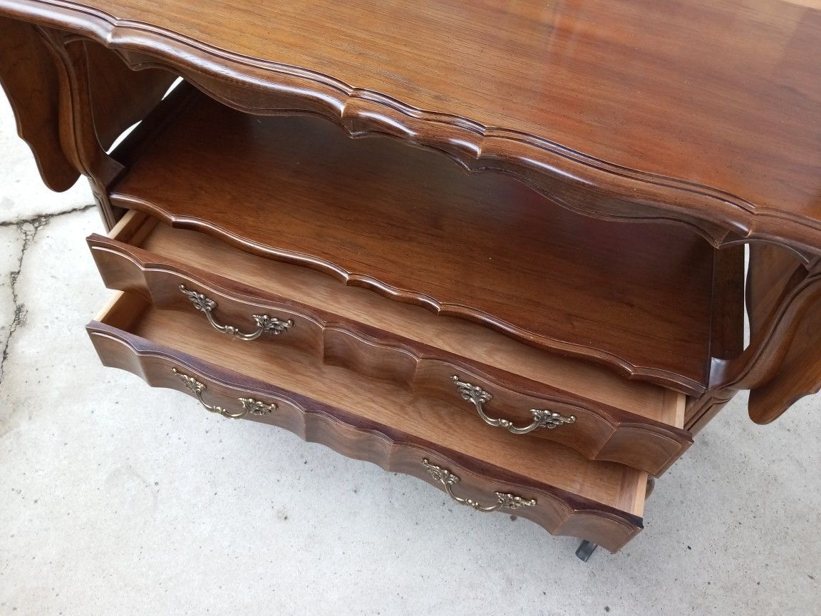 French Provincial Thomasville Server/Coffee ☕ Bar/🍺 Cabinet...38"×19"x31" Tall
