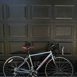 Dawes 2100 lightning Road Bike 