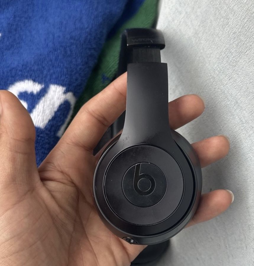 Beats solo 3