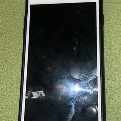 iPhone 8 Plus iCloud Locked 