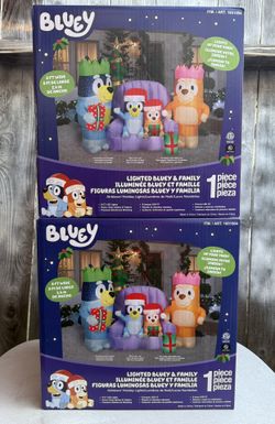 BLUEY FAMILY  CHRISTMAS  INFLATABLE  🎄