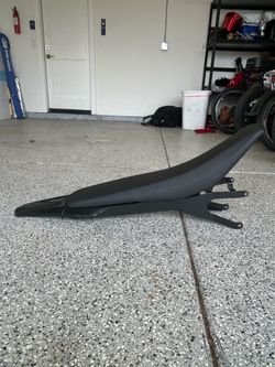 Ultra bee sub frame and seat for surron light bee
