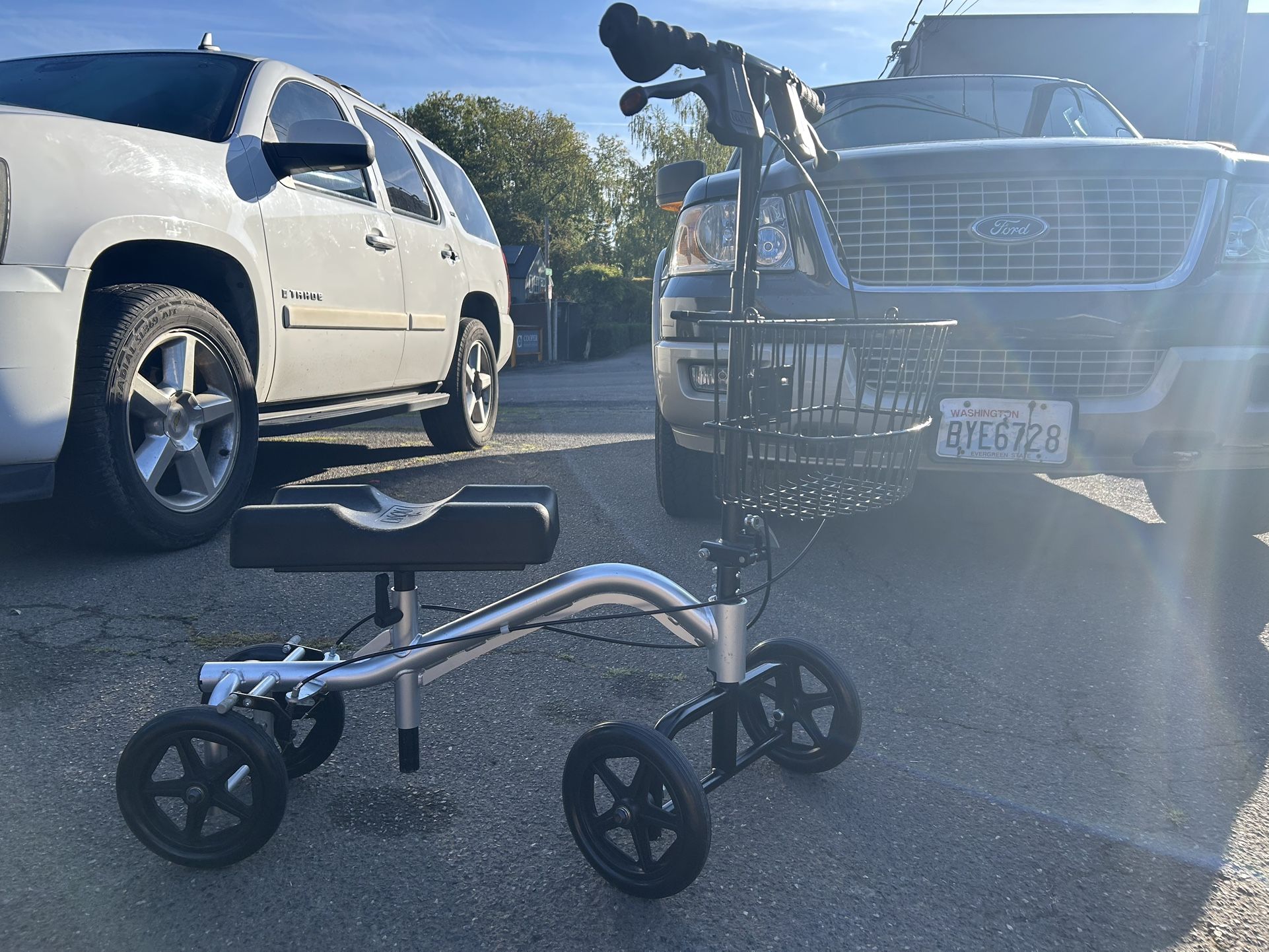 Nova Knee Walker