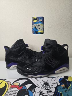 Social Status Jordan 6s, Size 10.5