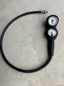 Oceanic 2 Gauge Console Depth & PSI