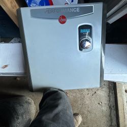Rheem Electric Water Heater $300 OBO