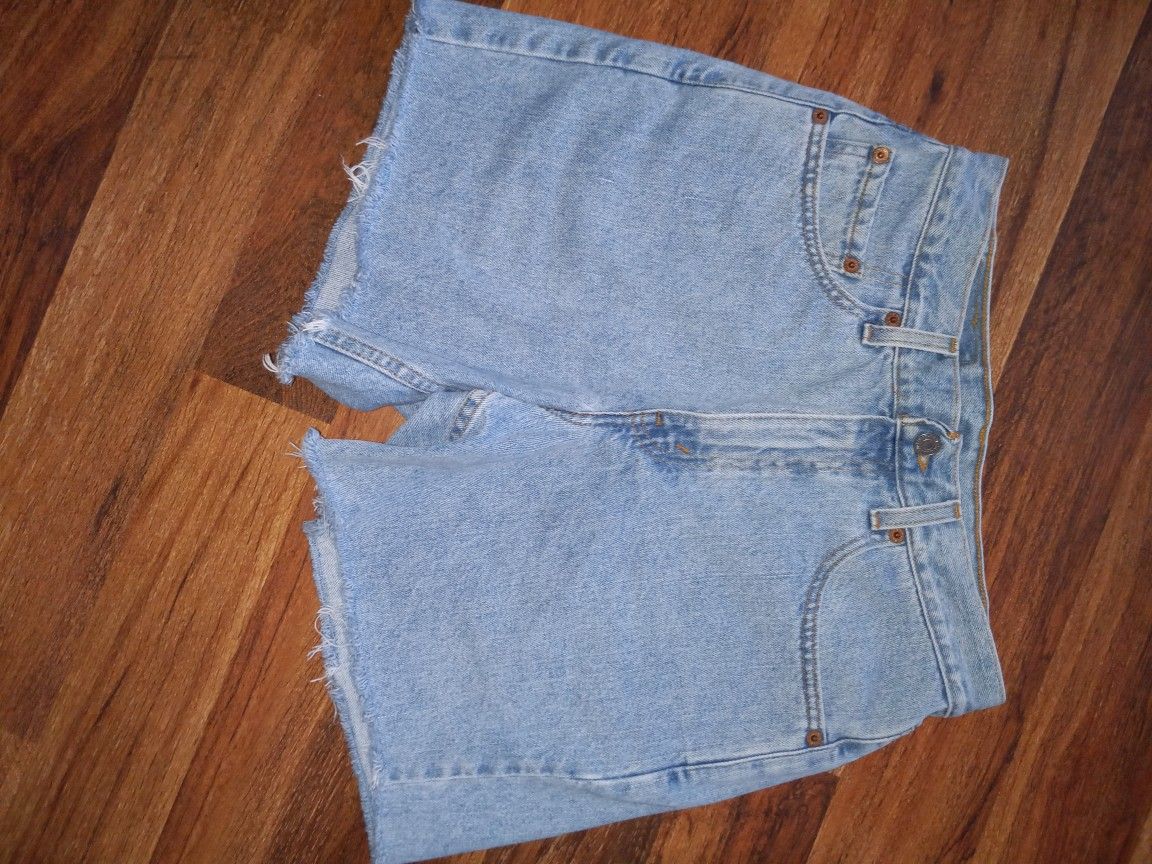 Levi Woman's Shorts