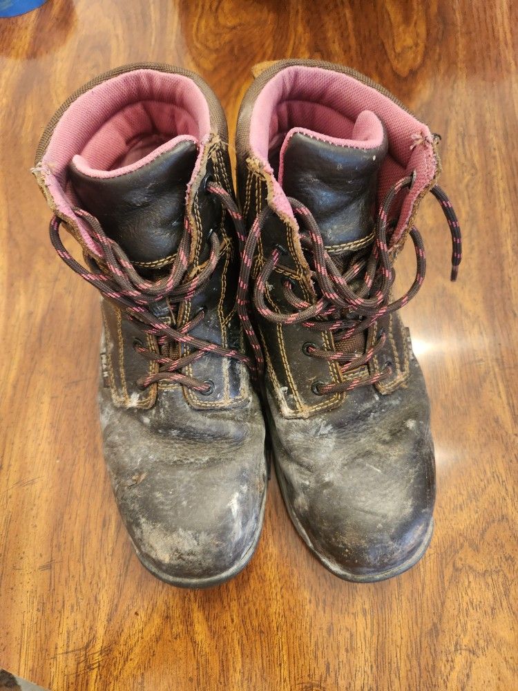 Wolverine Women's Merlin 6 Inch Waterproof Comp Toe Work Boot....size 9 W