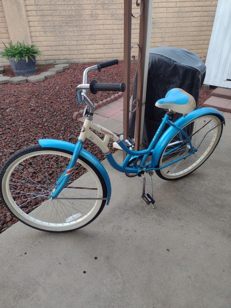 Schwinn Beach Cruiser 