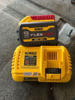 20V/60V MAX FLEXVOLT Lithium-Ion 9.0Ah Battery and Charger
