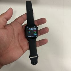 Apple Watch SE