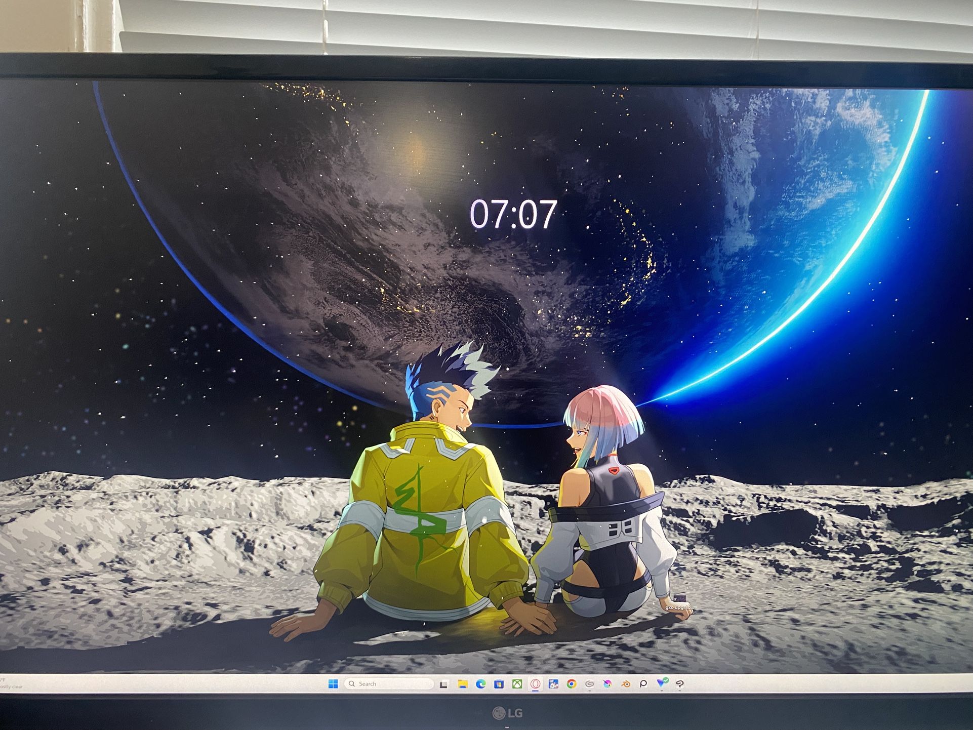 24 in 4k LG Ultrafine Monitor