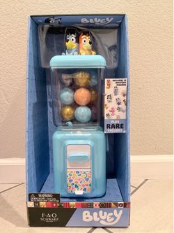 Bluey FAO Schwarz Mystery Gumball Machine Toy with 12 Mystery Figures Rare Chase NEW