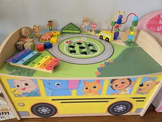 Cocomelon Activity Bus
