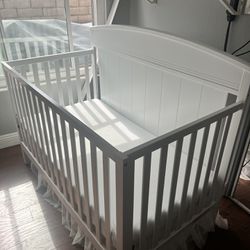 Baby Crib Like New