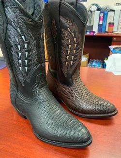 Botas vaqueras de piel para hombre