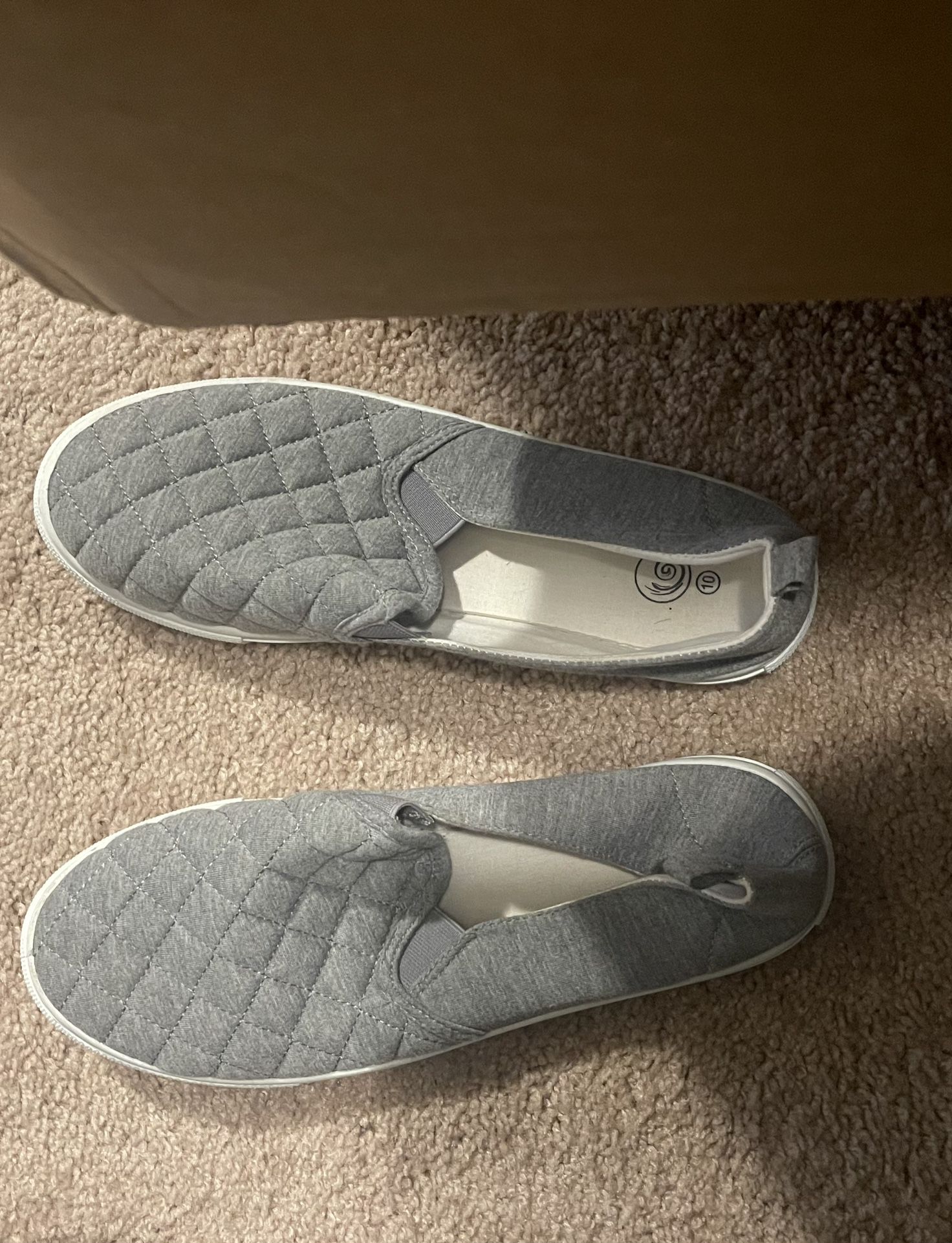 Grey Flat Shoes 