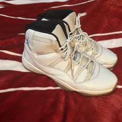 Jordan Legend Blues 11s 