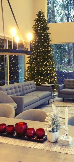 Moving sale! 12ft Pre-Lit Christmas Tree – Beautiful Luxury Holiday Tree 🎄