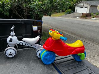 Child Kid Children Toddler Riding Trike Tricycle  like New $20 Each