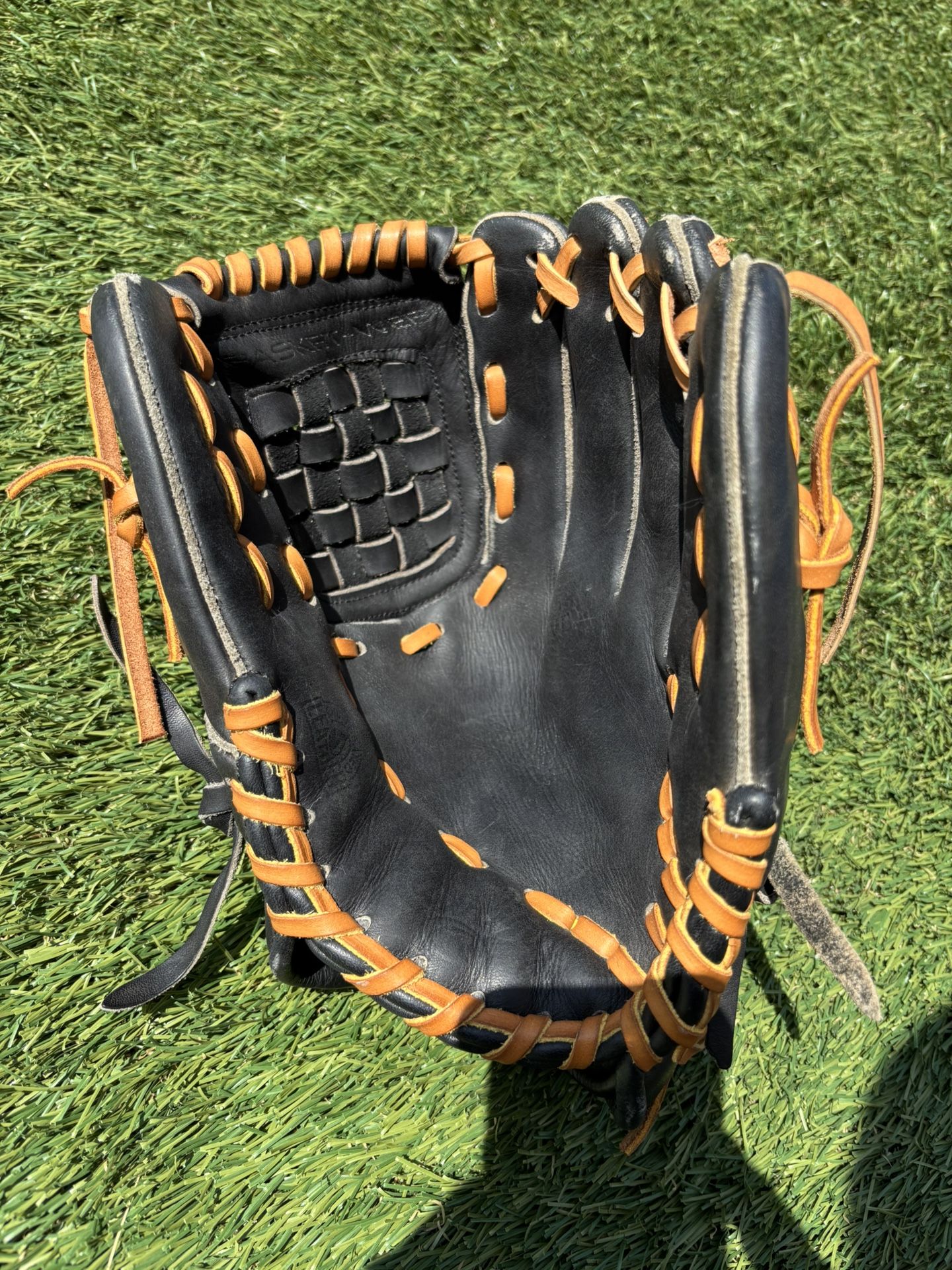 Rawlings 11.5 Inch Baseball Glove