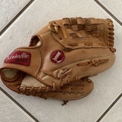 Louisville Slugger Baseball Glove 12"