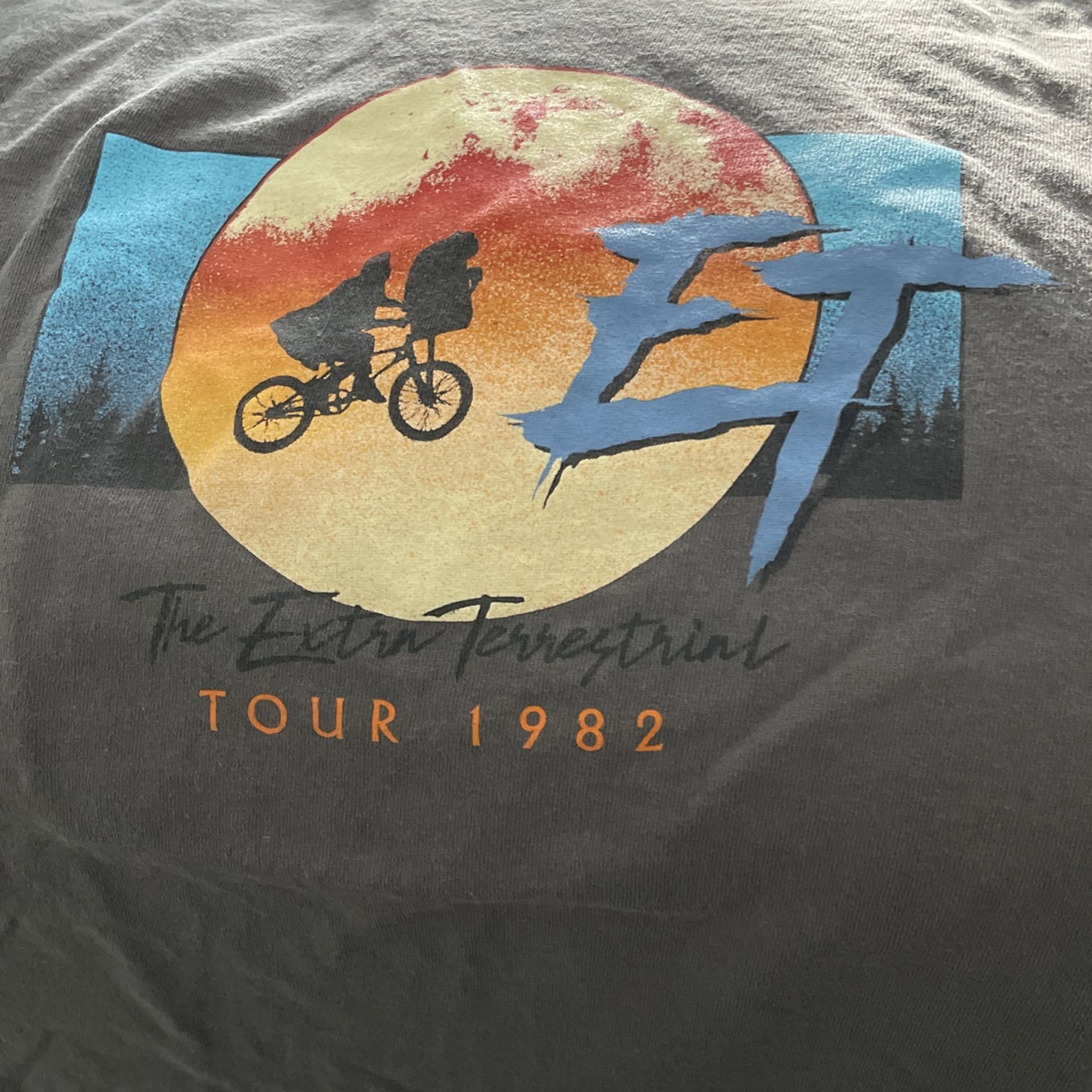 E.T Shirt