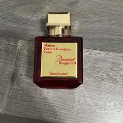 Baccarat Rouge Cologne 