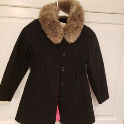 Girl Winter Cost In Excellent Condition.