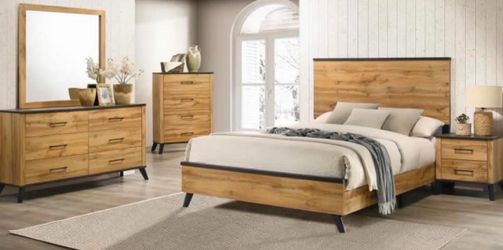 Brand new queen size 5 piece bedroom set