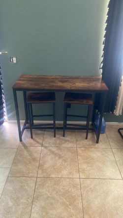 Bar and Dining Table Set