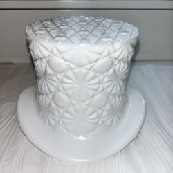 Vintage Milk Glass Daisy & Buttons Top Hat