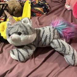 Rainbow Tail Unicorn Cat 