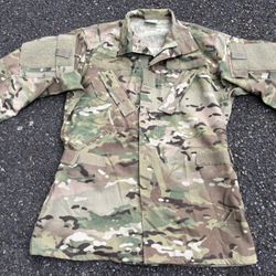 Military Surplus Multicam Aircrew Combat Coat, Like New